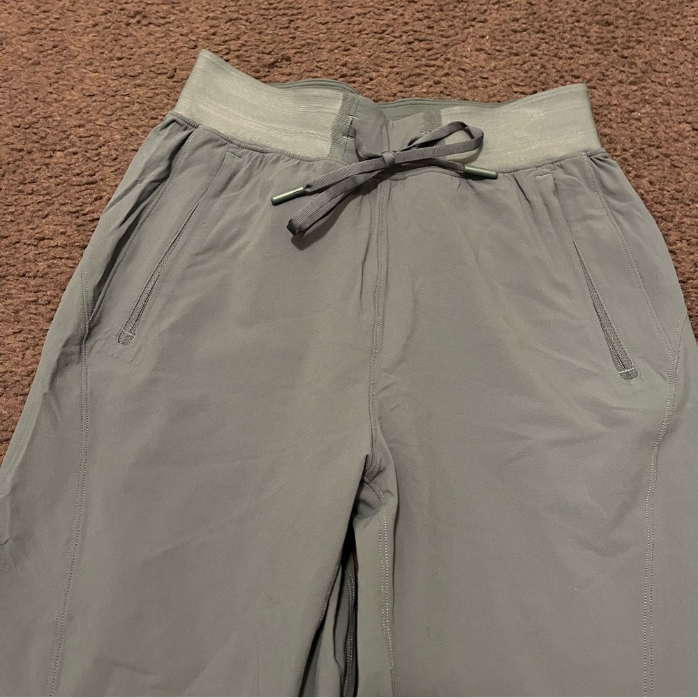 Lululemon License To Train High Rise Pants In Medium Forest - Picture 6 of 7